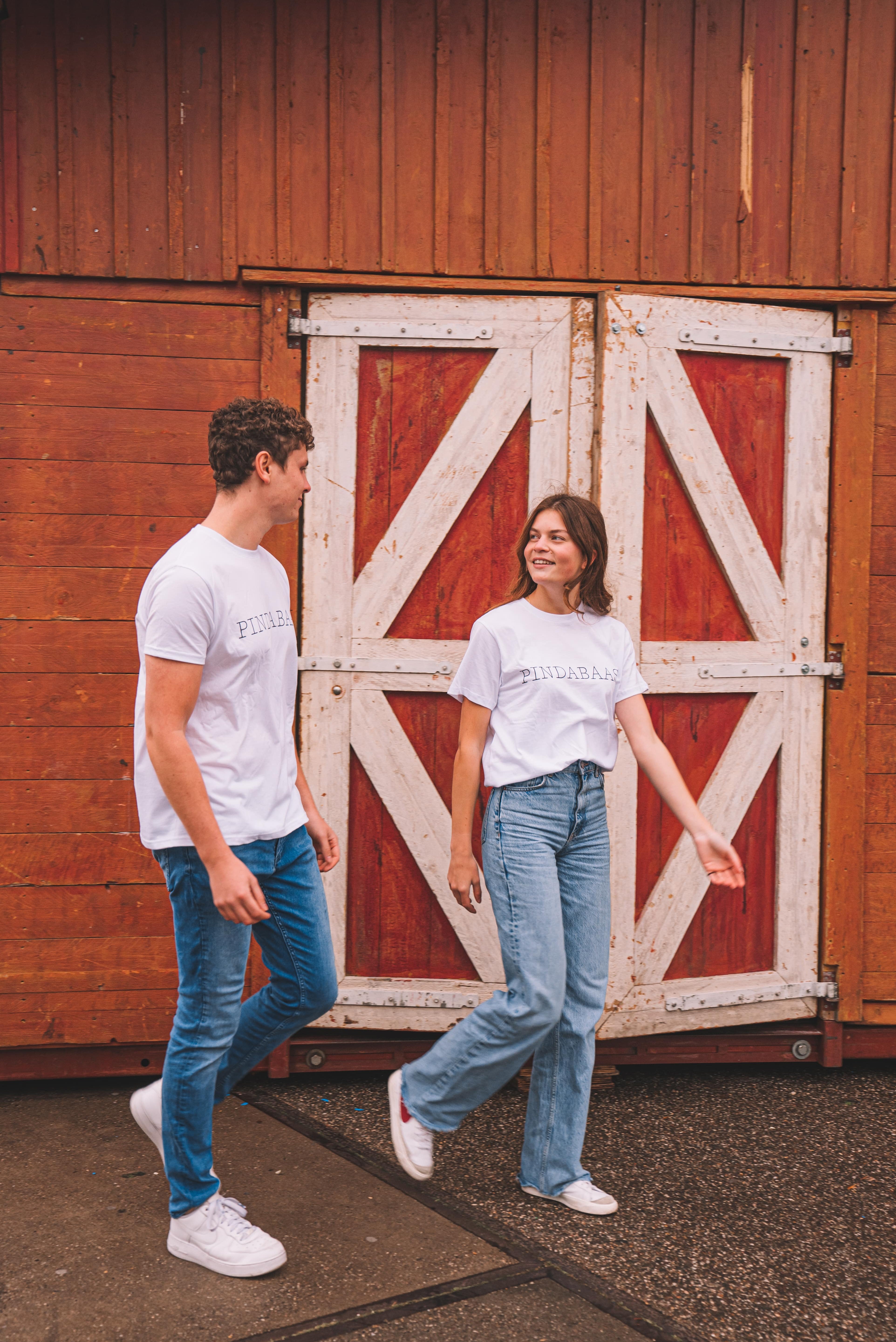 Pindabaas T-Shirt wit - de pindakaaswinkel