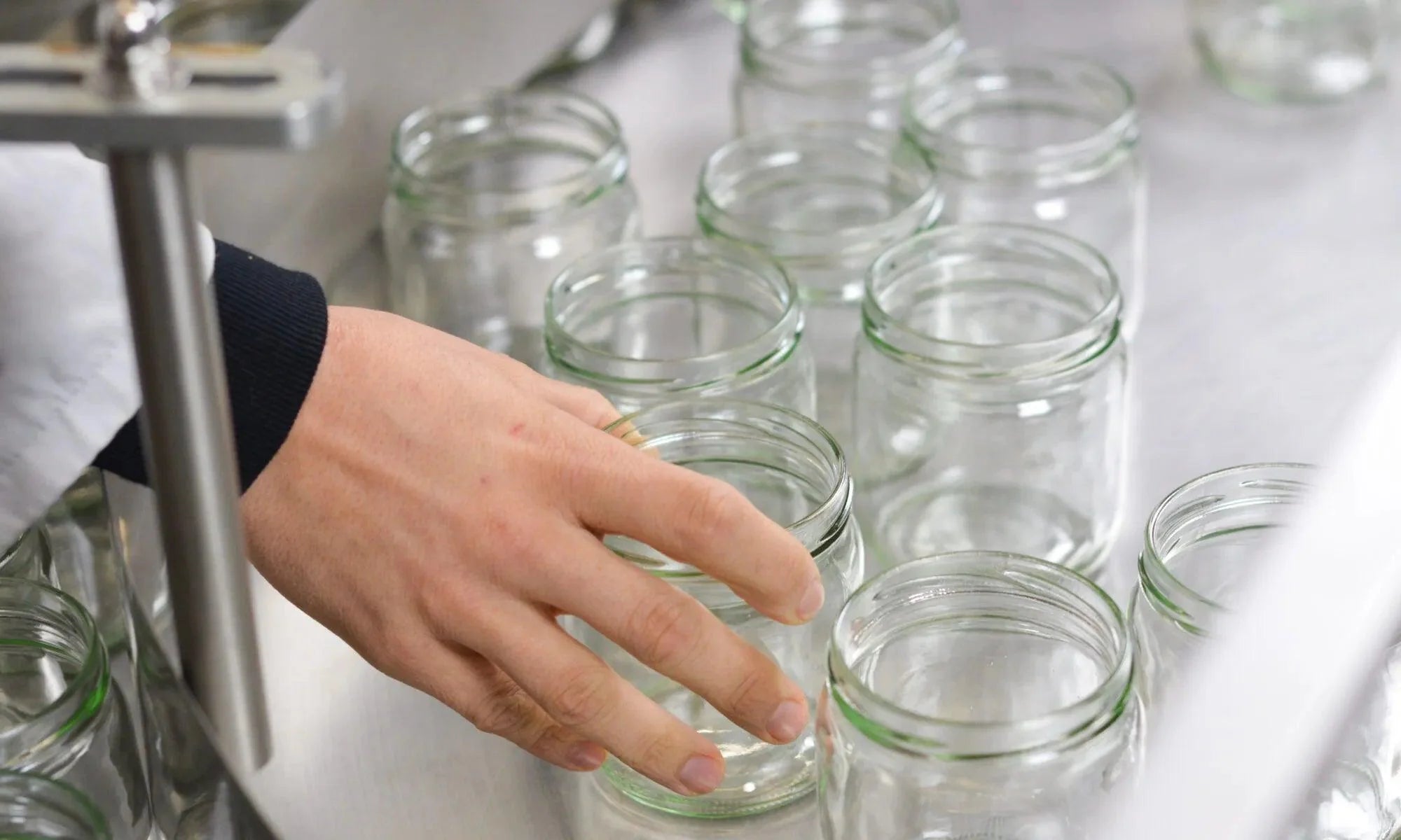 Van pindakaaspot tot glasbak: De reis van glasrecycling - de pindakaaswinkel